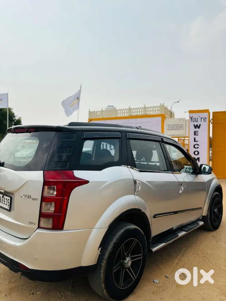 Mahindra Xuv500 2015