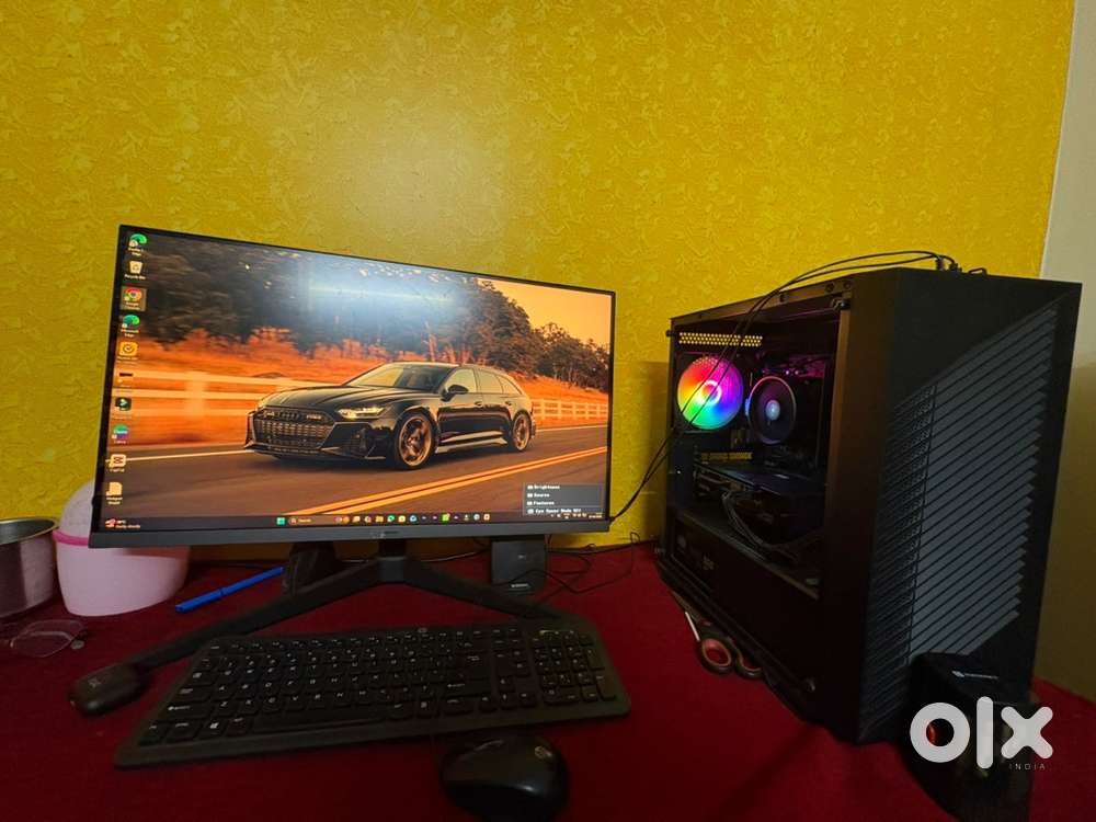 I am selling my pc due ti financial problem it is brand new just 2 mon