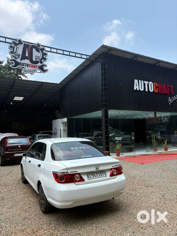Honda City Zx 2006 Petrol Well Maintained