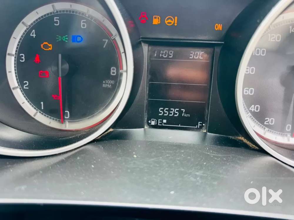 Maruti Suzuki Swift 1.3 Zxi, 2019, Petrol