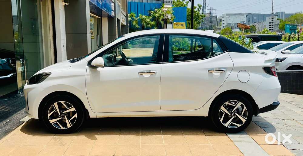 Hyundai Aura Sx Plus Automatic, 2022, Petrol
