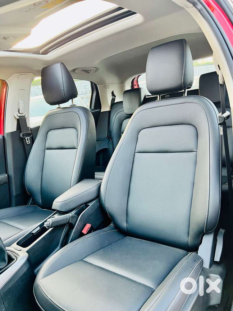 Tata Altroz Xz Plus (s), 2023, Petrol