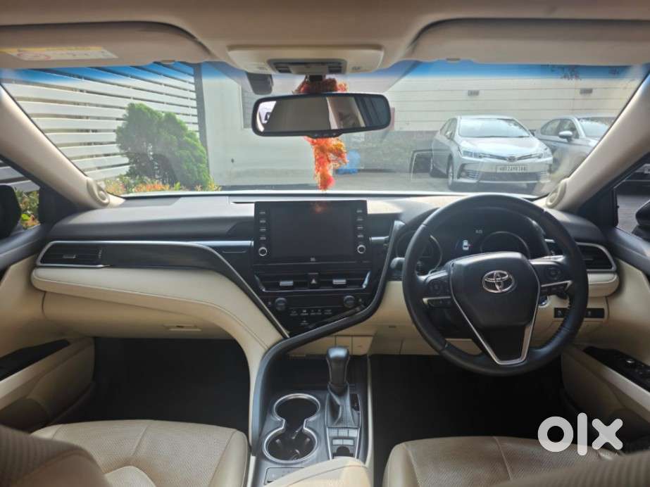 Toyota Camry Hybrid, 2024, Petrol