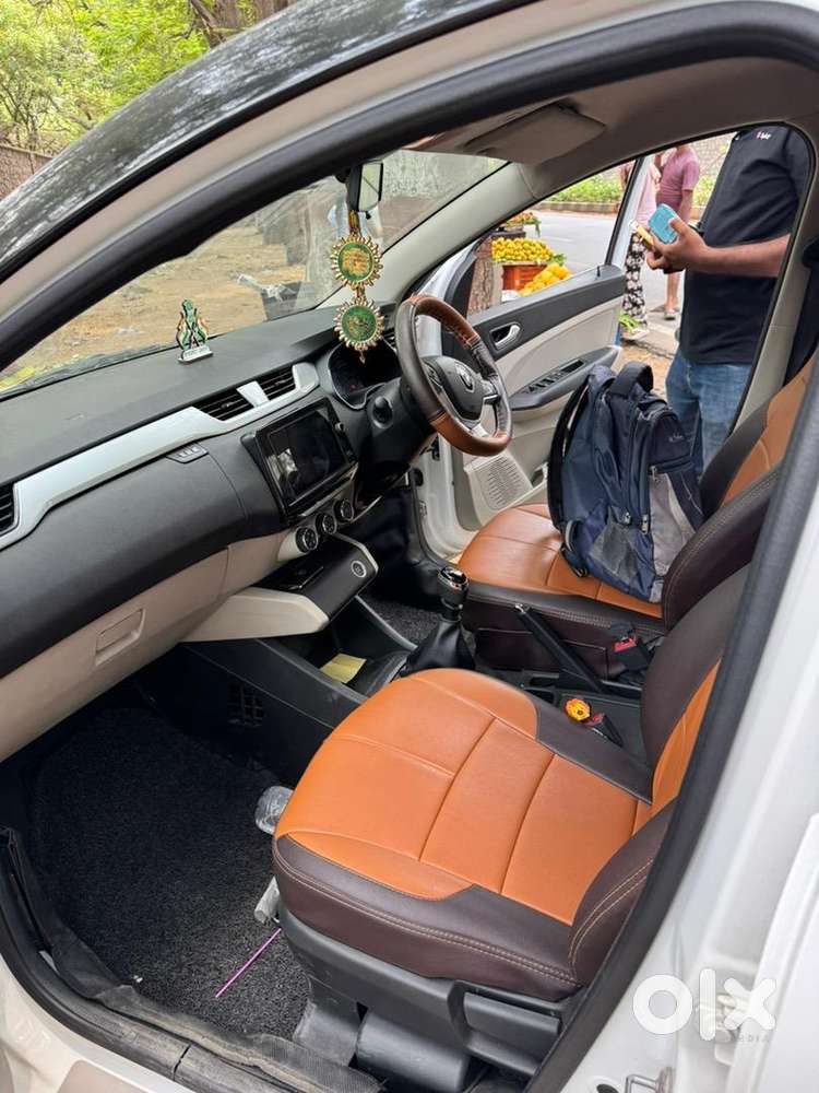 2022 Renault Triber 7 Seater Car Petrol Manual 13000 Km