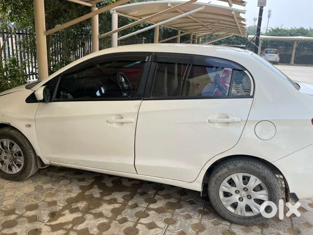 Honda Amaze Petrol 2013
