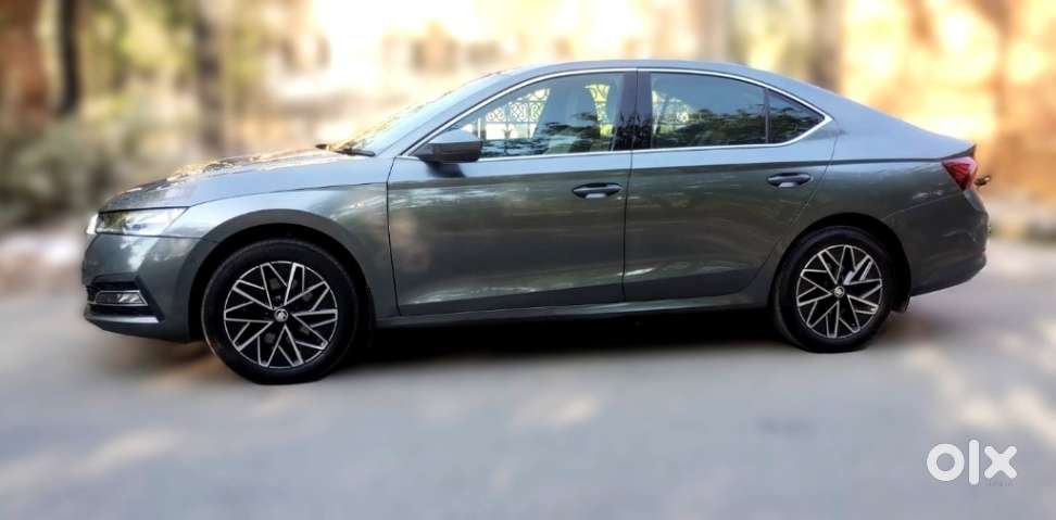 Skoda Octavia 2.0 L K Tsi At, 2022, Petrol