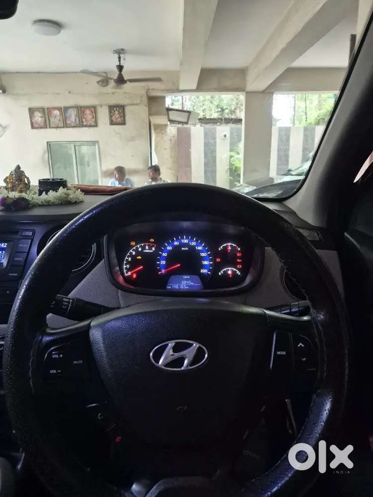 Hyundai Xcent 2016 Diesel Well Maintained