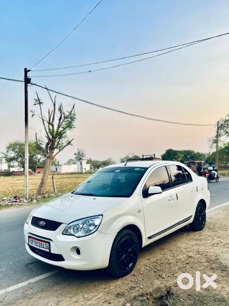 Ford Fiesta Classic 2015 Diesel 67000 Km Driven