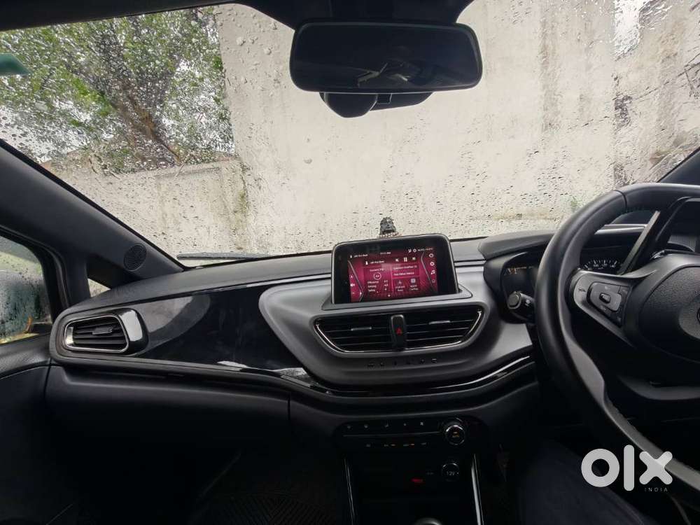 Tata Altroz 2024 Petrol 10022 Km Driven