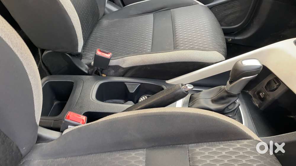 Nissan Magnite 1.0 Xv Turbo Cvt, 2022, Petrol