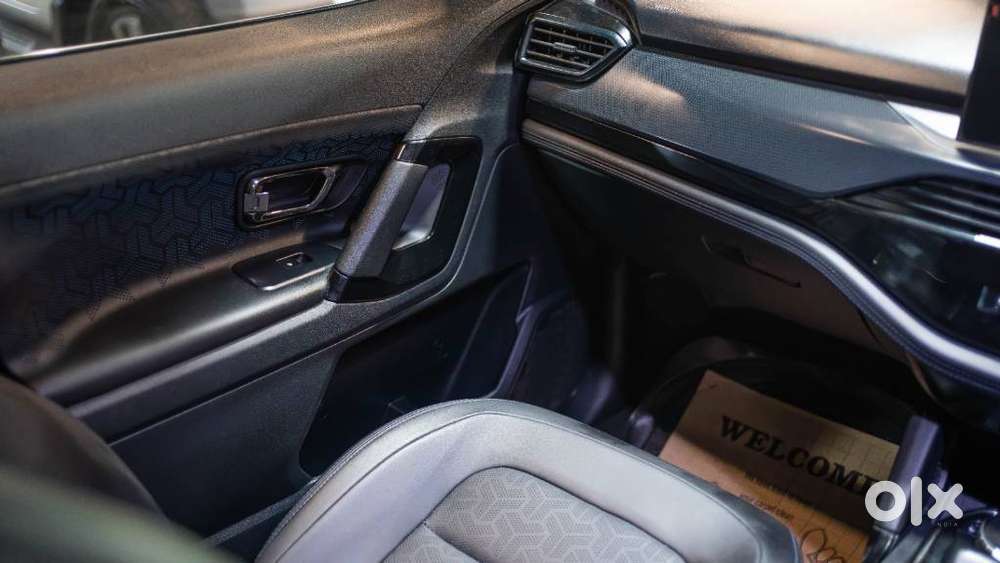 Tata Safari Accomplished Dark Edition At, 2026, Diesel