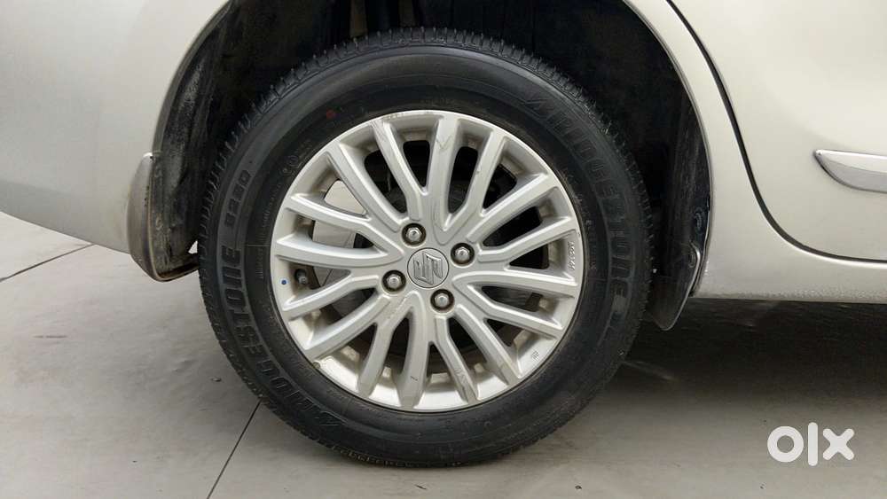 Maruti Suzuki Dzire 1.2 Zxi Amt, 2019, Petrol