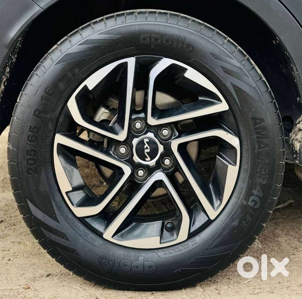 Kia Carens 1.4 Prestige Plus Turbo Dct 7 Str, 2022, Petrol