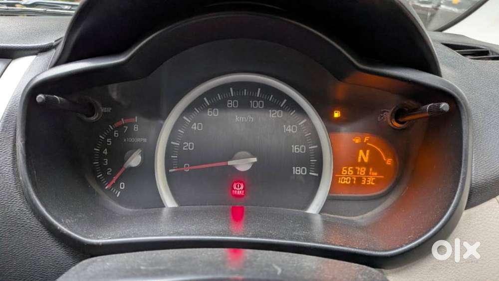 Maruti Suzuki Celerio Vxi At, 2014, Petrol