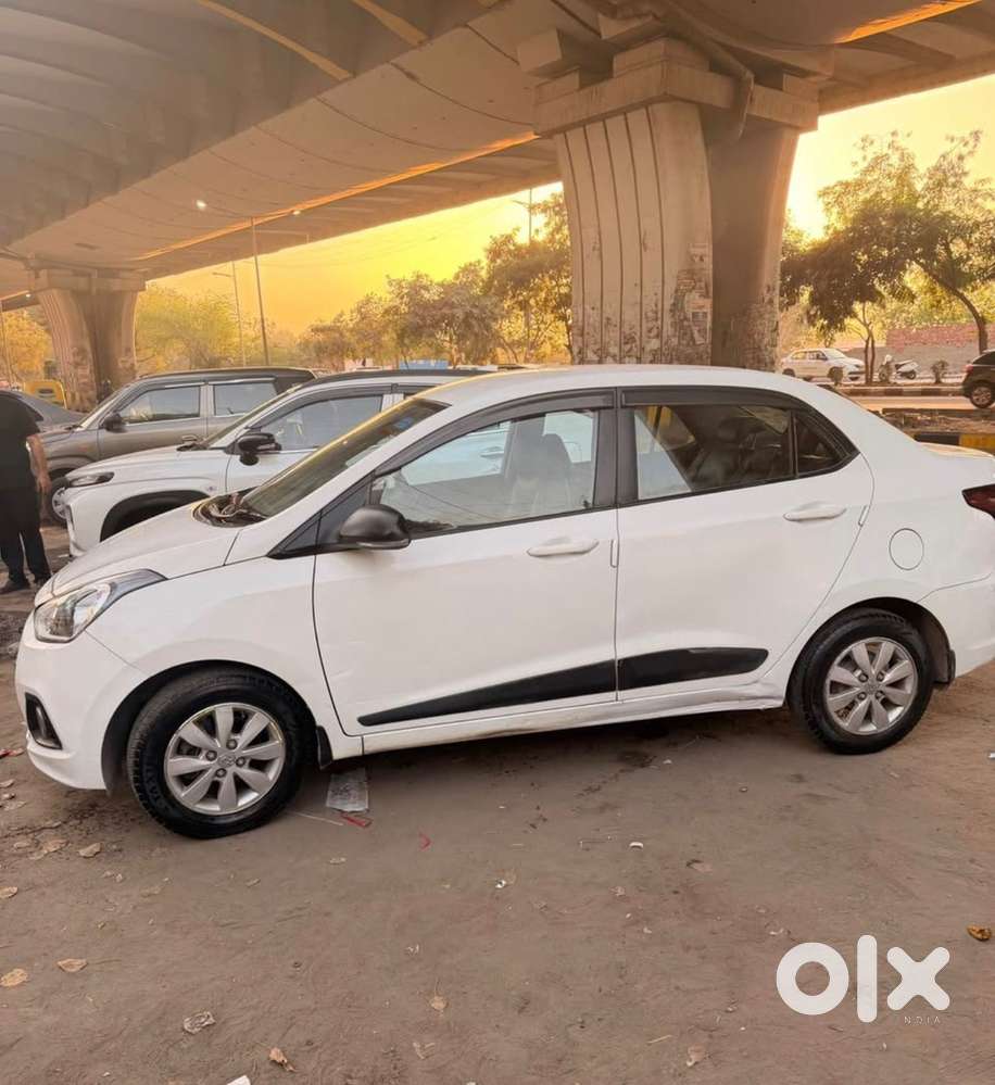 Hyundai Xcent Petrol Manual 2015