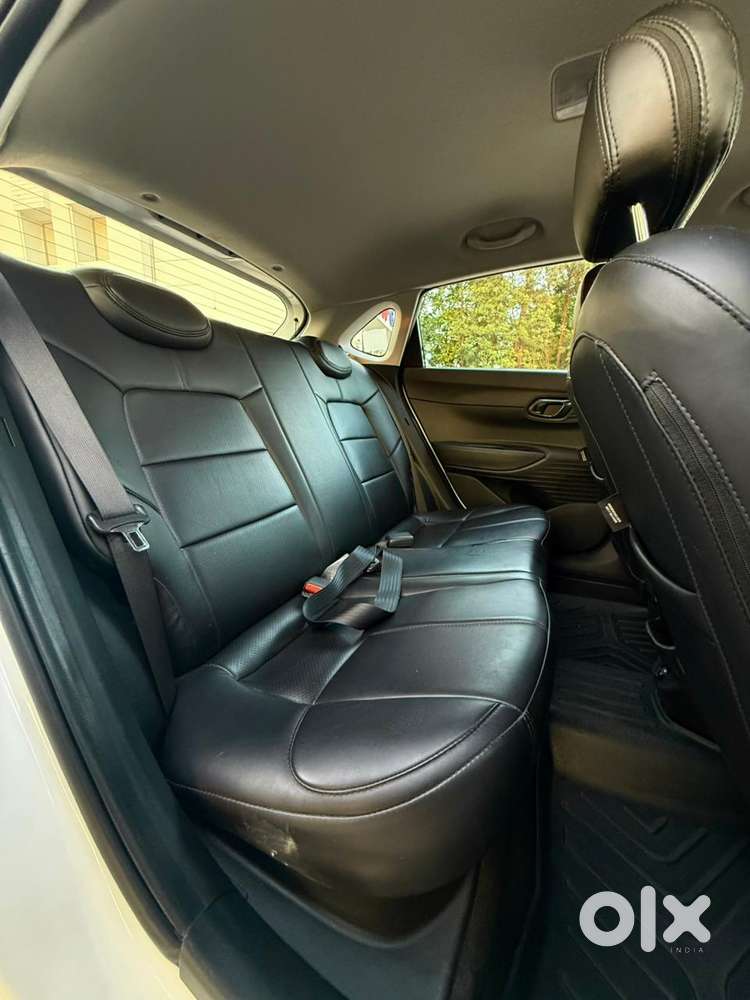 Hyundai I20 Sportz 1.2 Ivt, 2023, Petrol