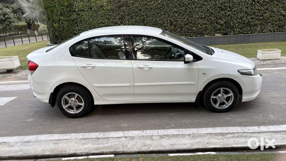 Honda City V Inspire, 2011, Petrol