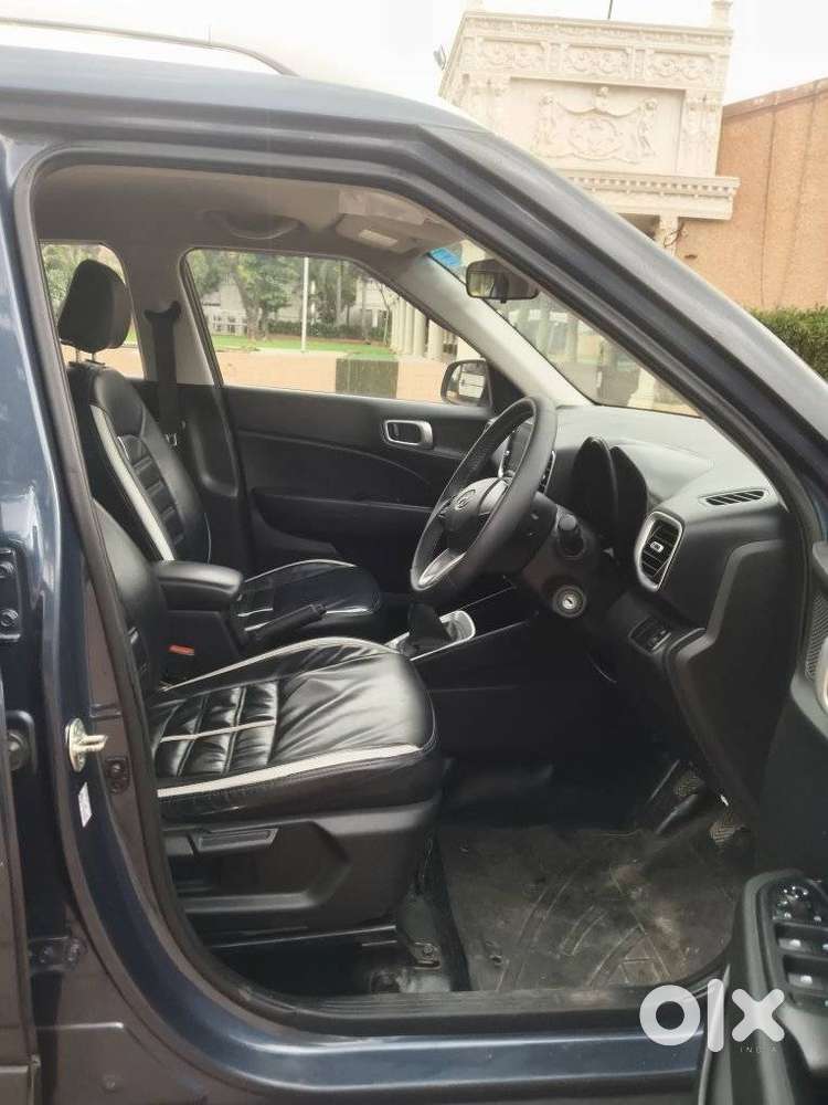 Hyundai Venue S Plus Mt 1.2 Kappa, 2020, Petrol