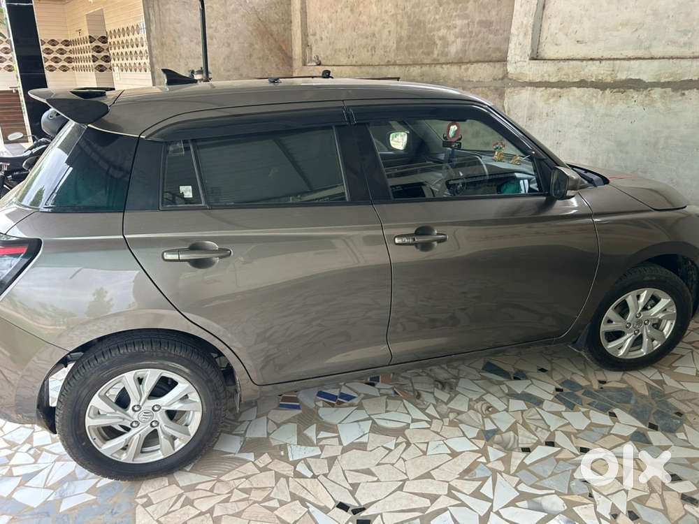 Maruti Suzuki Swift Zxi 2025