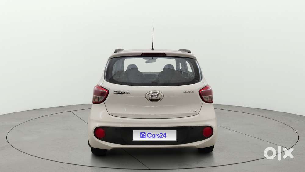 Hyundai Grand I10 1.2 Kappa Sportz Option, 2017, Cng & Hybrids
