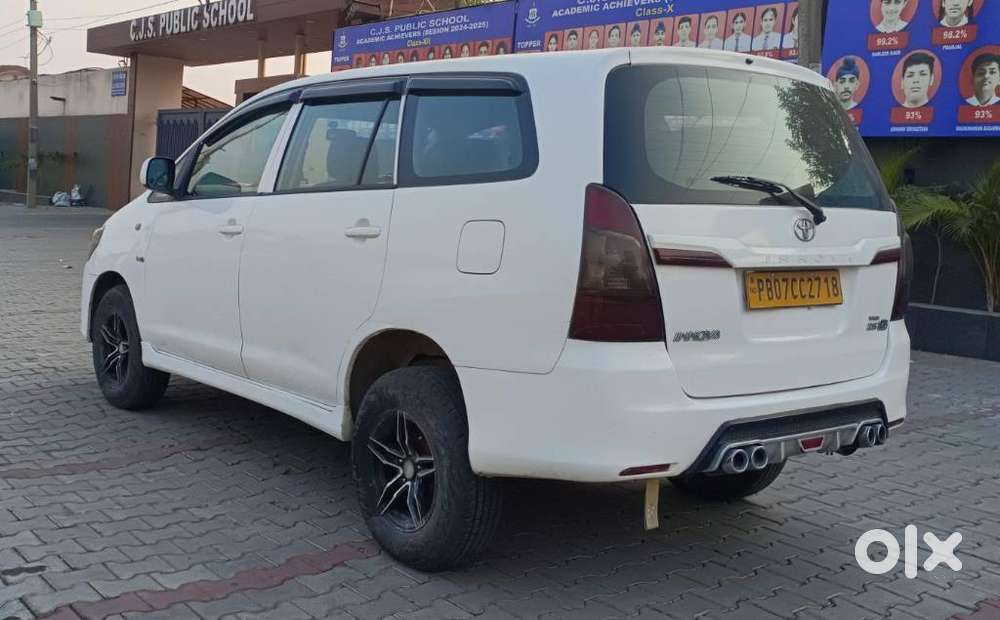 Toyota Innova [2013-2016] 2.5 G4 7 Str, 2014, Diesel