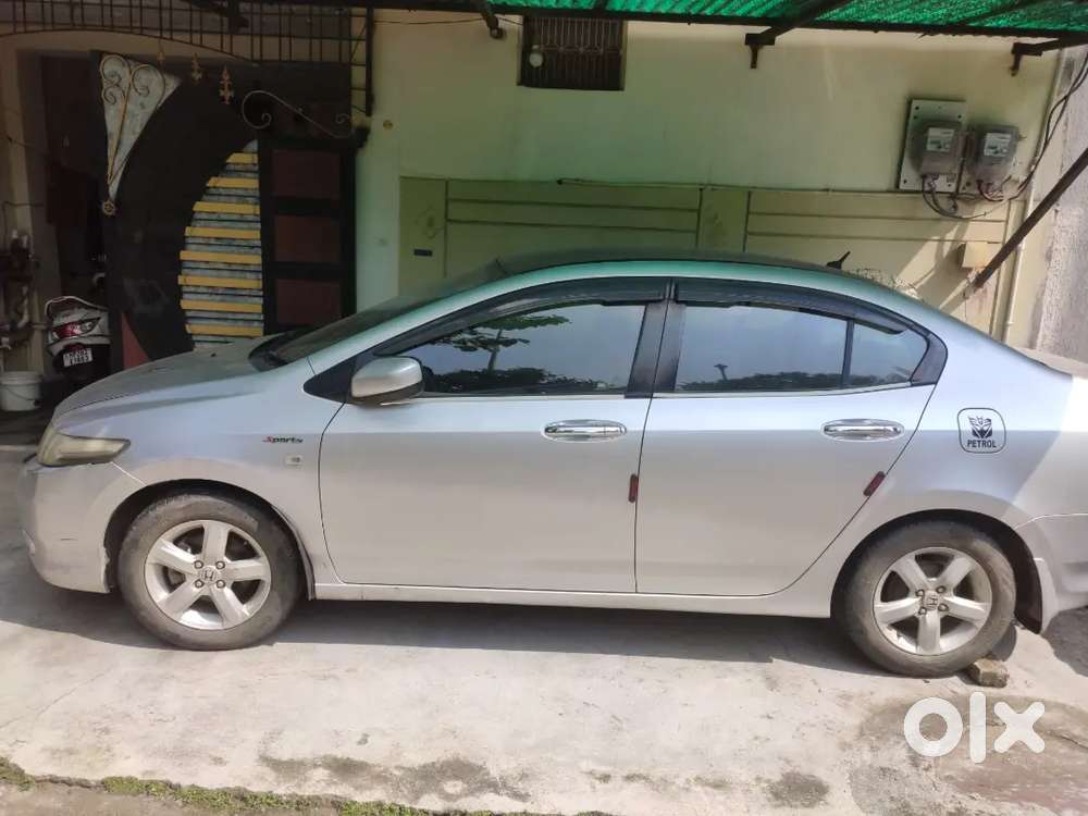 Honda City Petrol With Vip Number In Mint Condition