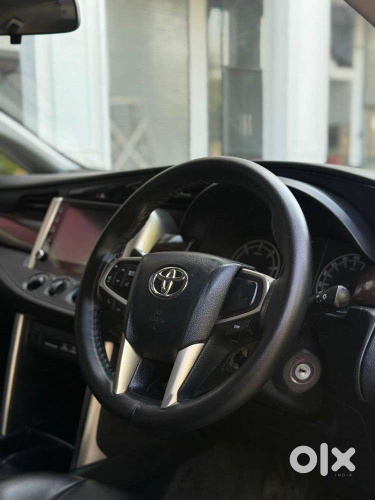 Toyota Innova Crysta [2020-ongoing] 2.7 Gx Mt 7 Str, 2021, Diesel