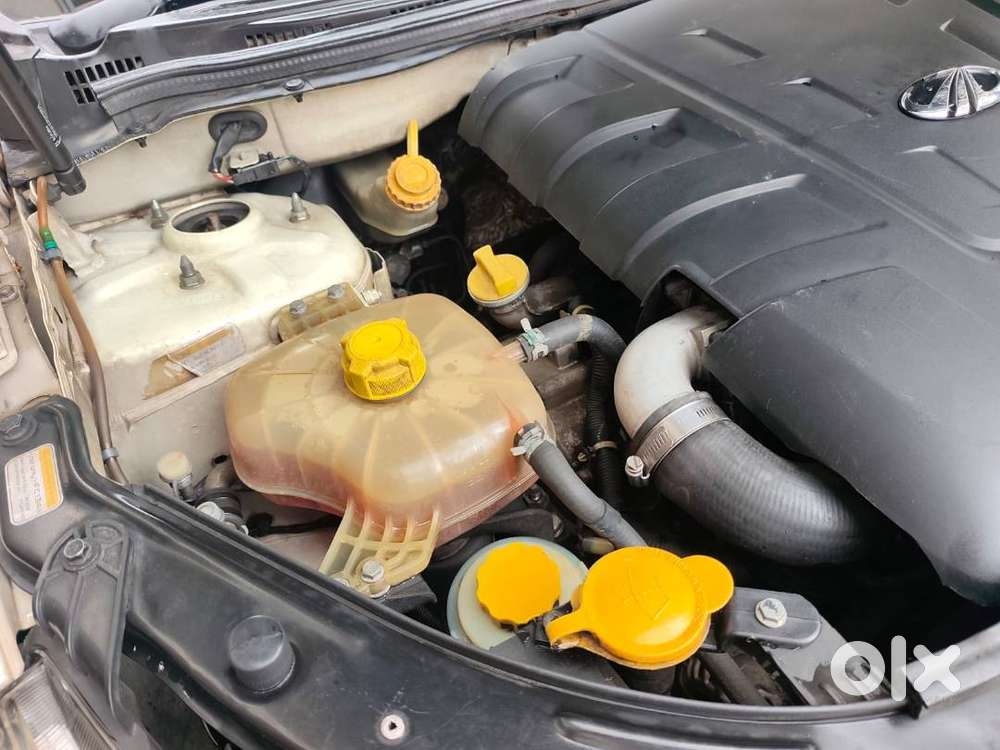 Mahindra Xuv500 W10 2017