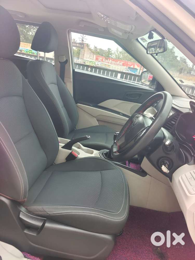 Mahindra Xuv300 W6, 2023, Petrol