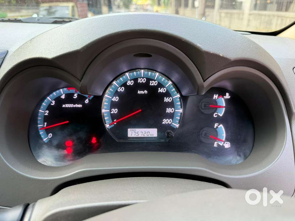 Toyota Fortuner 3.0 4x4 Manual, 2012, Diesel