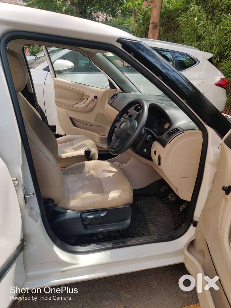 Skoda Fabia December 2012 Model 60673 Km, Single Owner