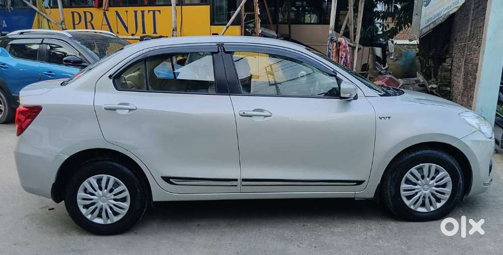 Maruti Suzuki Dzire 1.2 Vxi Amt, 2019, Petrol