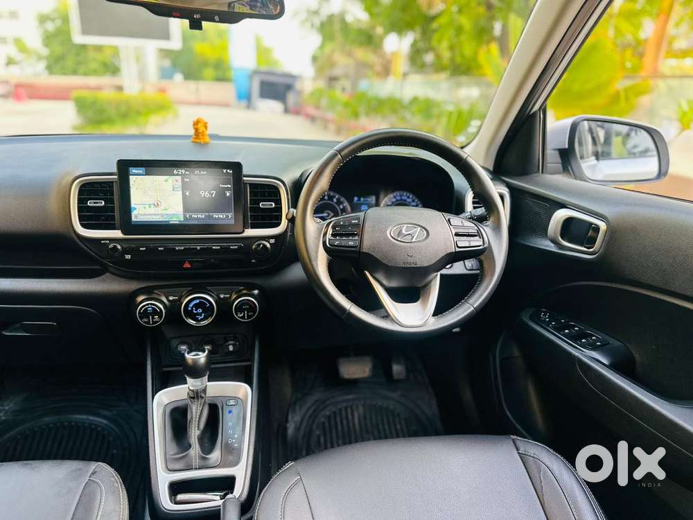 Hyundai Venue 1.0 Sx (o) Turbo Dct, 2019, Petrol