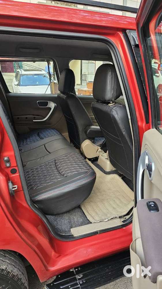 Mahindra Tuv 300 Mhawk100 T8, 2016, Diesel