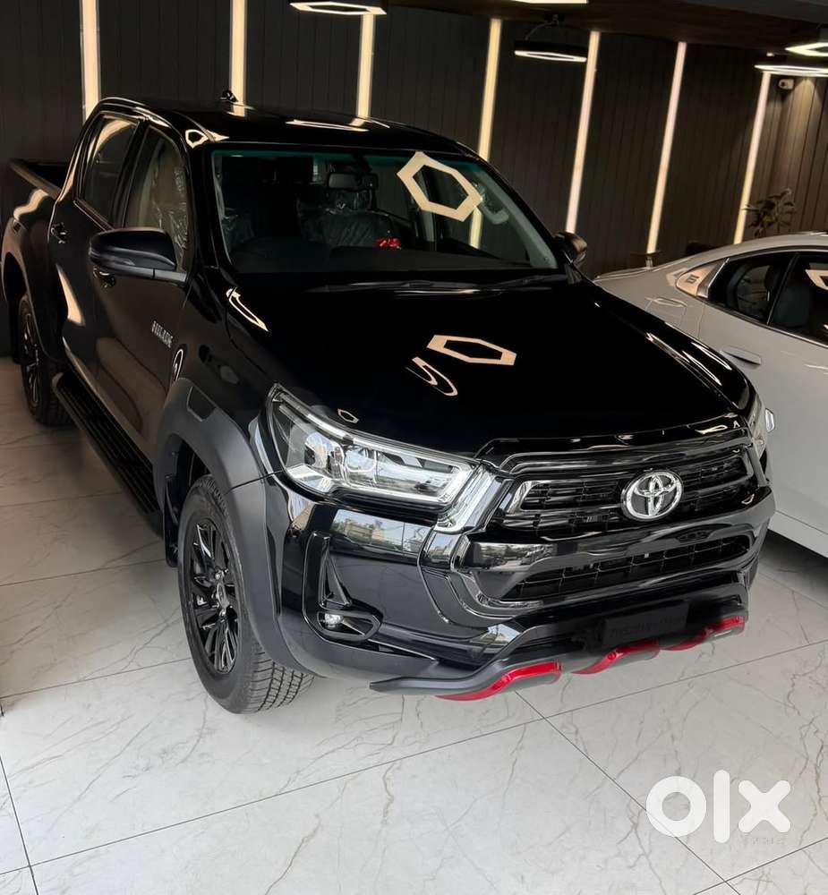 Toyota Hilux Black Edition Diesel Turbo Automatic, 2026, Diesel