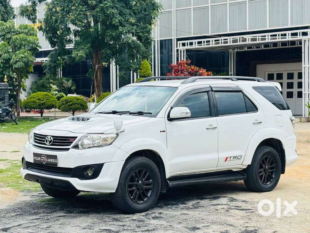 Toyota Fortuner 3.0 4x4 Manual, 2014, Diesel