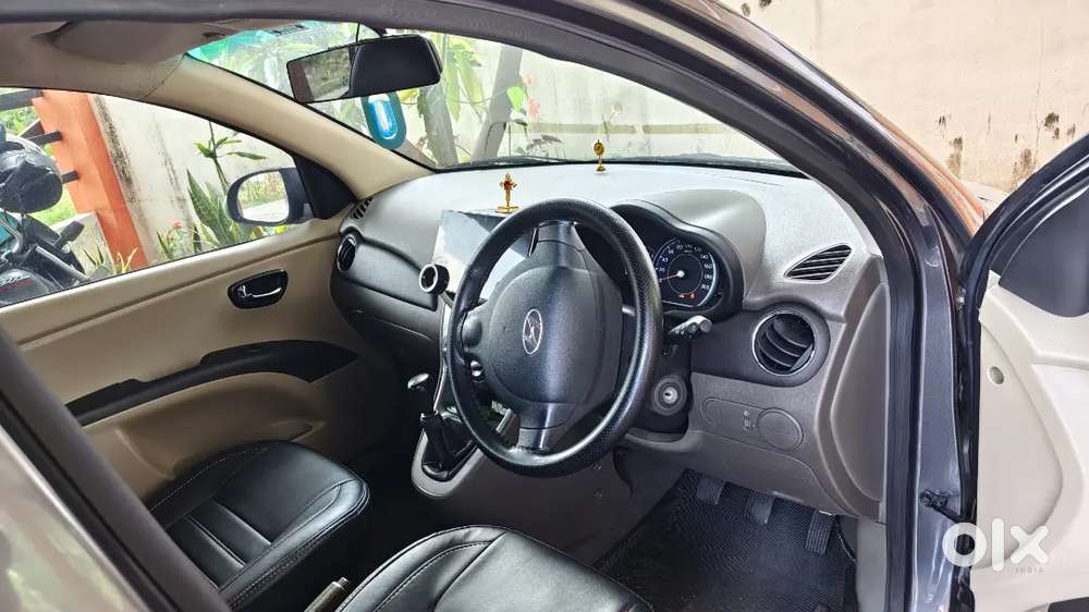 Hyundai I10 Sportz 2012 Car