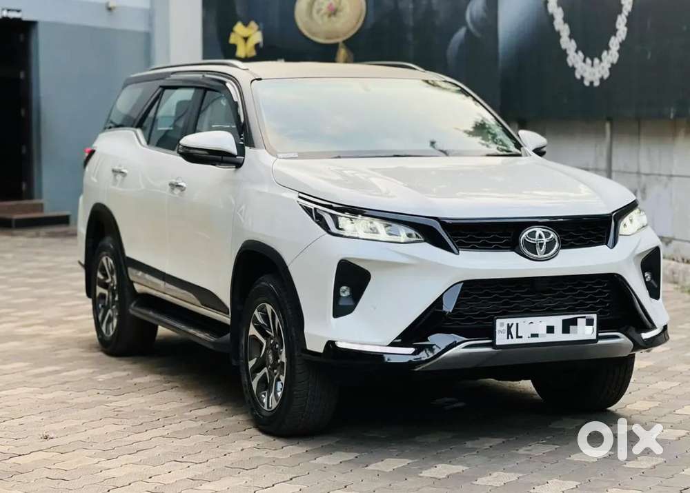 Toyota Fortuner Legender 4x2 At 2.8, 2024, Diesel