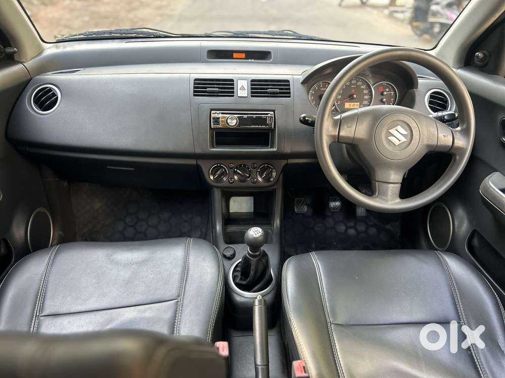 Maruti Suzuki Swift Vxi + Manual, 2011, Petrol