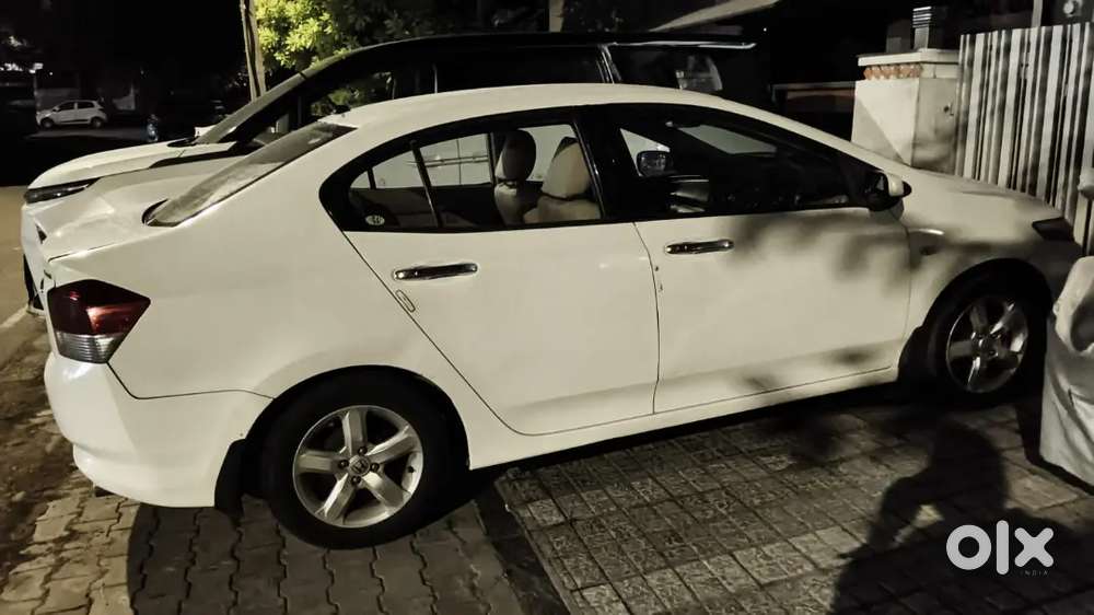 Honda City Petrol V At 2010 - Mint Condition