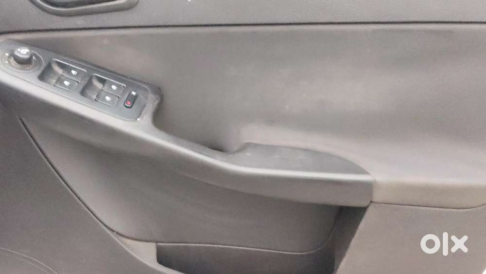 Tata Zest 1.2 Revotron Xms, 2016, Petrol
