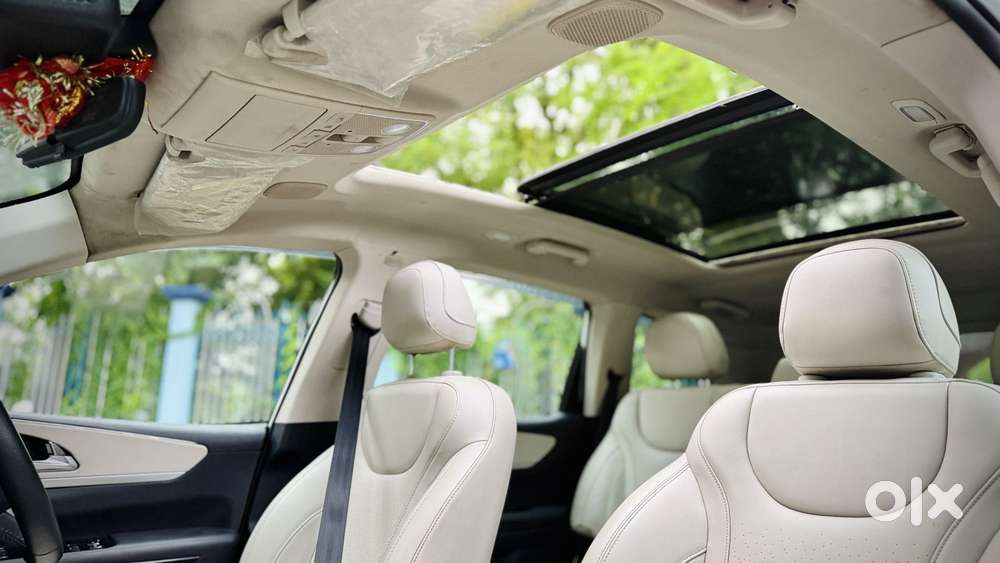 Mahindra Xuv700 2.2 Ax 7 Diesel At Luxury Pack Str, 2024, Diesel