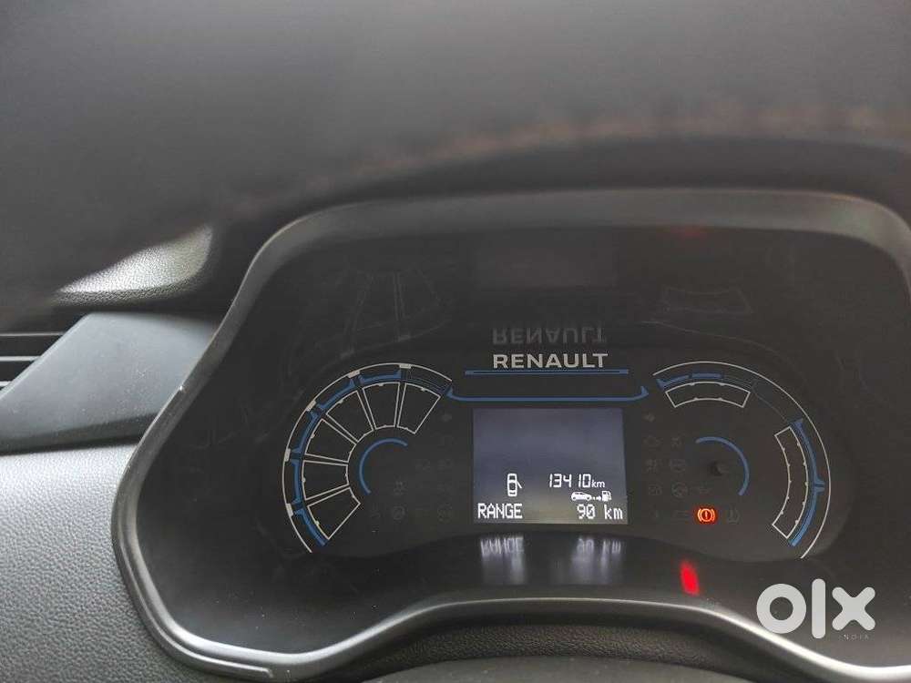 Renault Triber Rxl, 2024, Petrol
