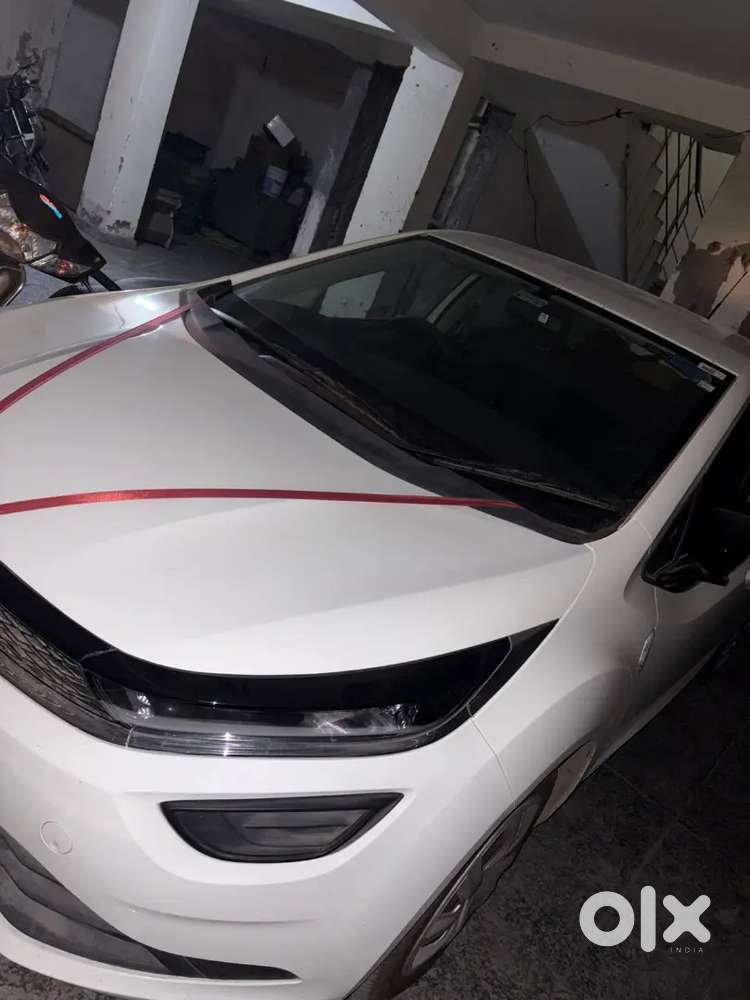 Tata Altroz 2025 Petrol 5000 Km Driven