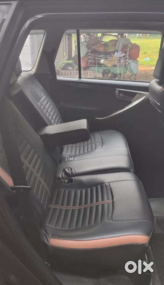 Toyota Innova Crysta 2.4 V 8 Str, 2017, Diesel