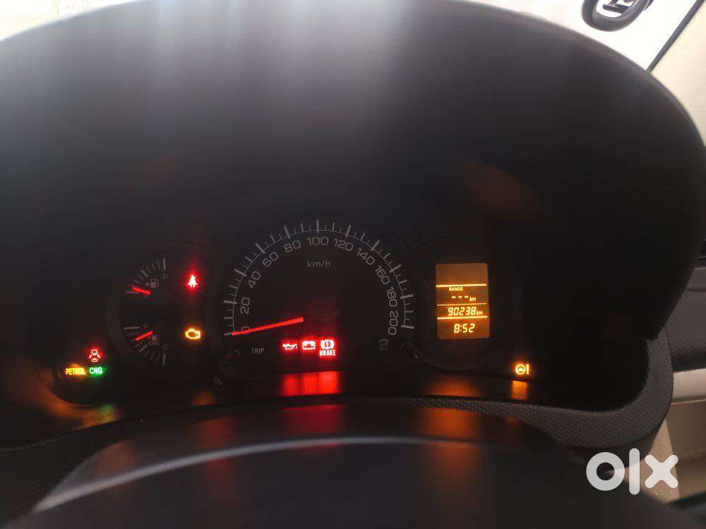 Maruti Suzuki Swift Dzire Lxi Option, 2022, Cng & Hybrids
