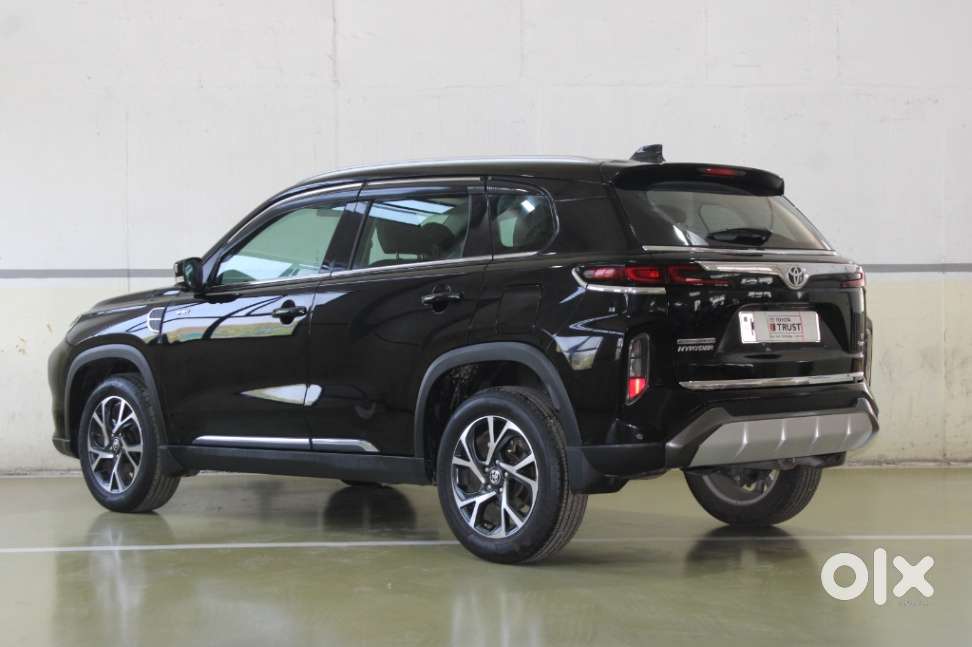 Toyota Urban Cruiser Hyryder 1.5 V Hybrid, 2025, Petrol