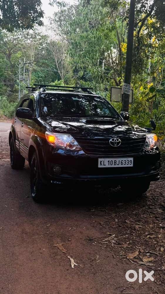 Toyota Fortuner  4x4 Diesel Manual