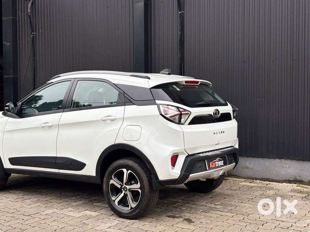 Tata Nexon 1.2 Revotron Xza Plus, 2022, Petrol