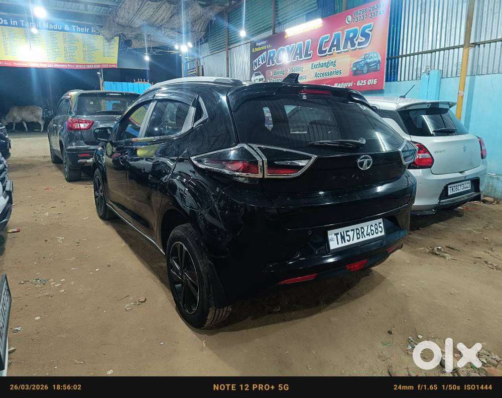 Tata Altroz 1.2 Xz Plus Dark Edition, 2023, Petrol